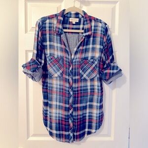 Cloth & Stone long-sleeved shirt. Size M.